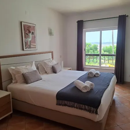 Clube Ria - Waterfront Luxury With Stunning Views Apartment